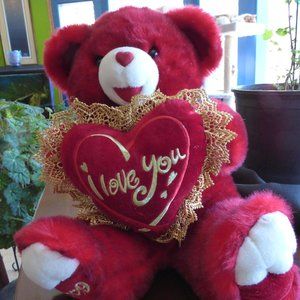 DAN DEE 2009 RED VALENTINE I LOVE YOU HEART WITH GOLD LACE PLUSH SITTING BEAR